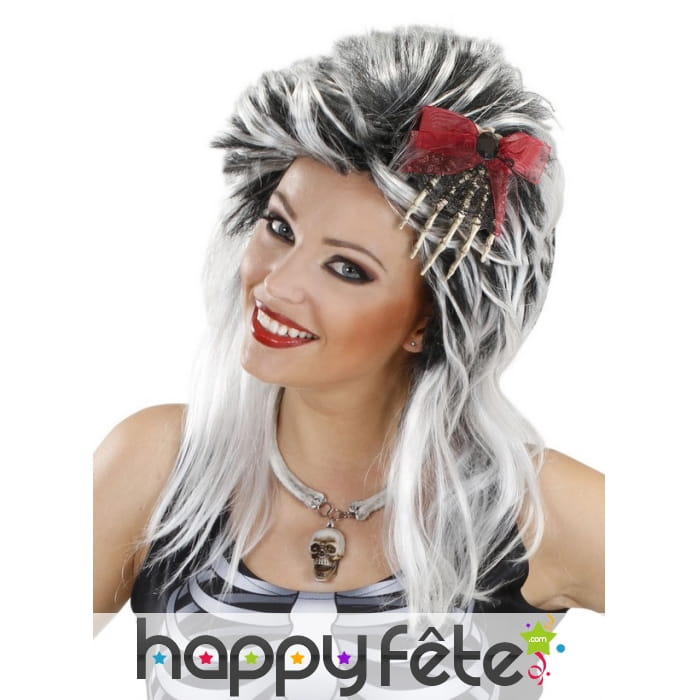 Main squelette sur pince à cheveux et ruban rouge