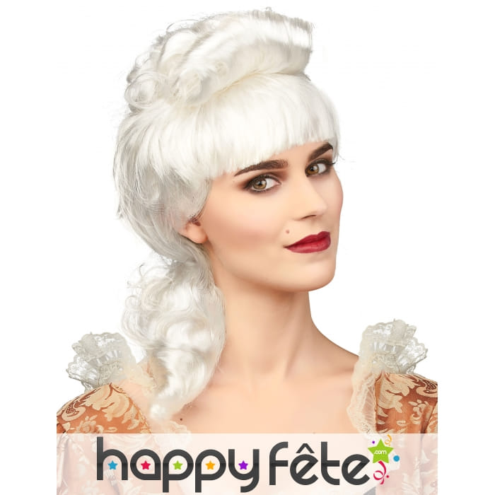 Perruque blanche d'aristocrate