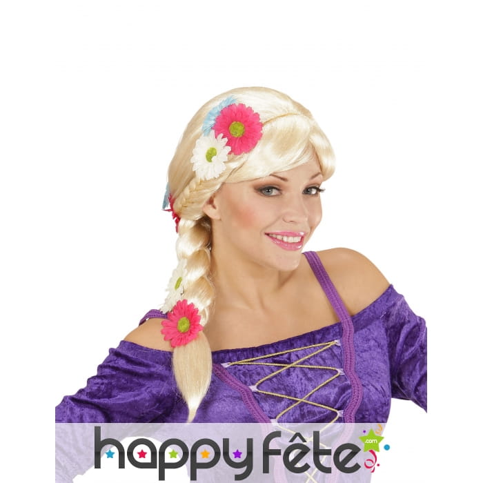 Perruque blonde décorée de fleurs avec tresse