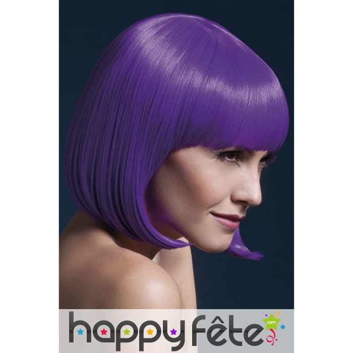 Perruque bob violette élégante avec frange