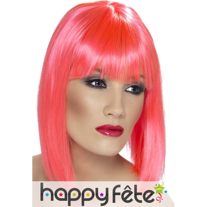 Perruque carré plongeant rose fluo