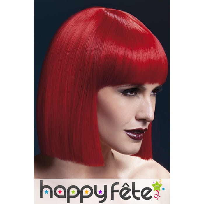 Perruque carré rouge avec frange. 30 cm