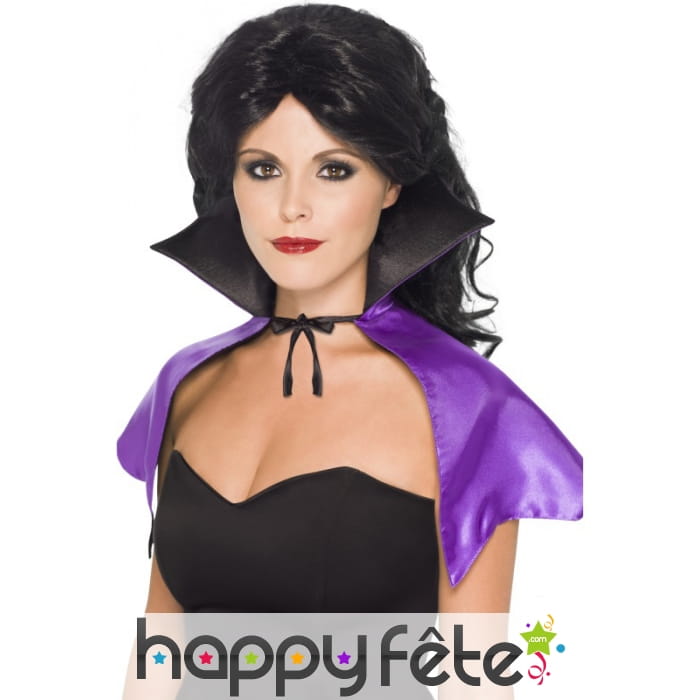 Petite cape violette de sorcière