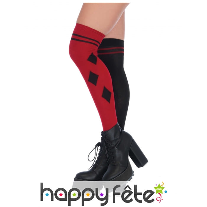 Paire de chaussettes hautes arlequin noir et rouge
