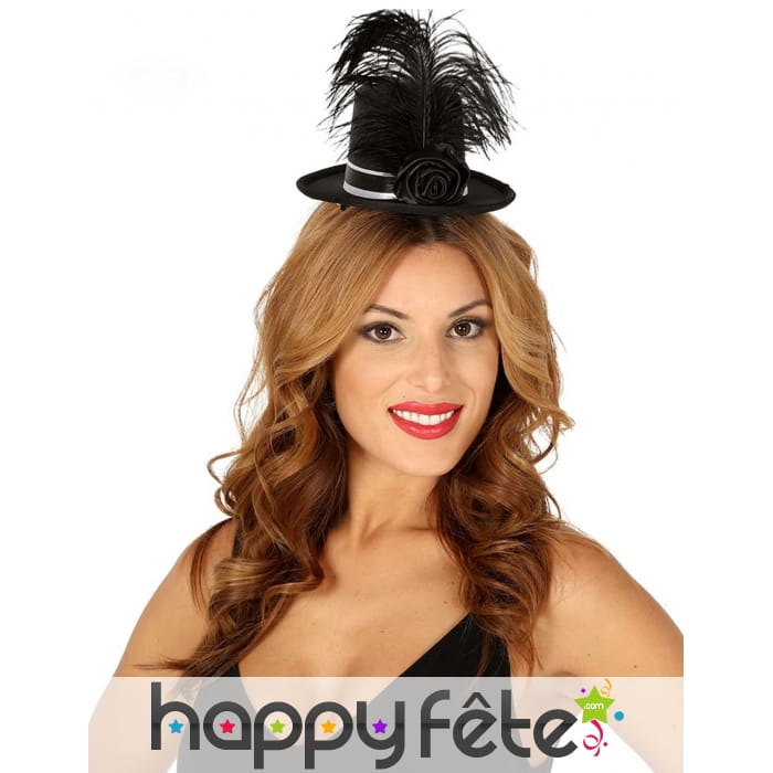 Petit haut de forme noir chic avec rose et plume