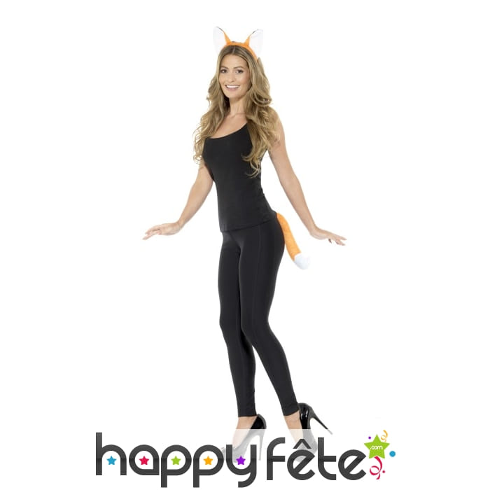 Queue et oreilles de renard sur serre tête