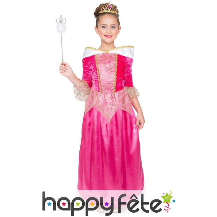Robe de petite princesse rose avec tiare