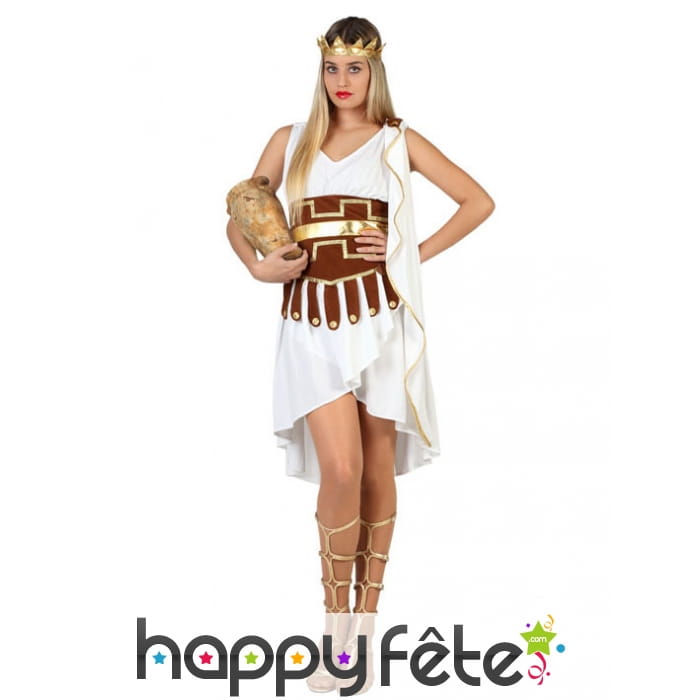 Robe et coiffe blanche dorée de romaine