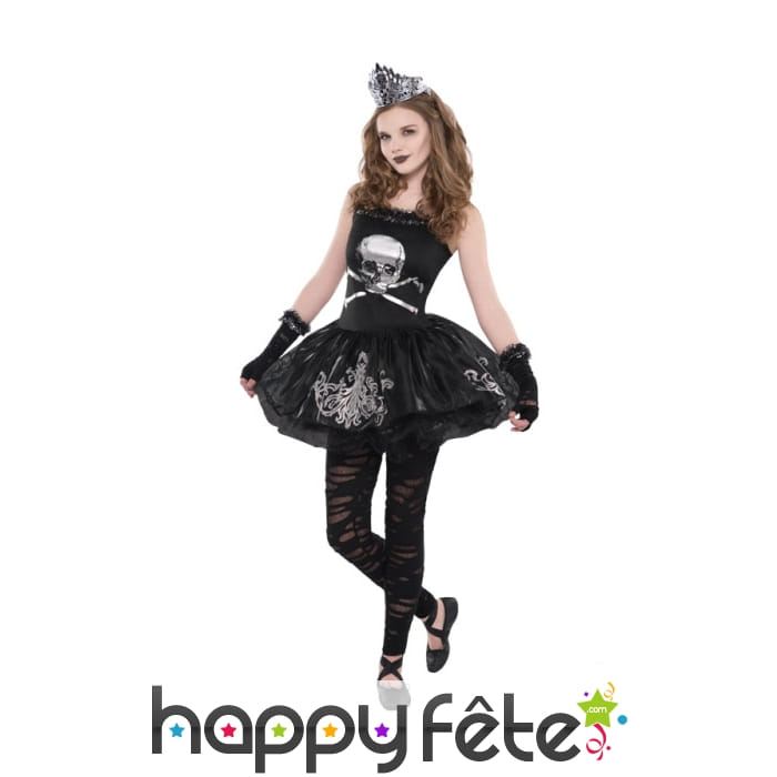 Robe gothique noire imprimée tête de mort