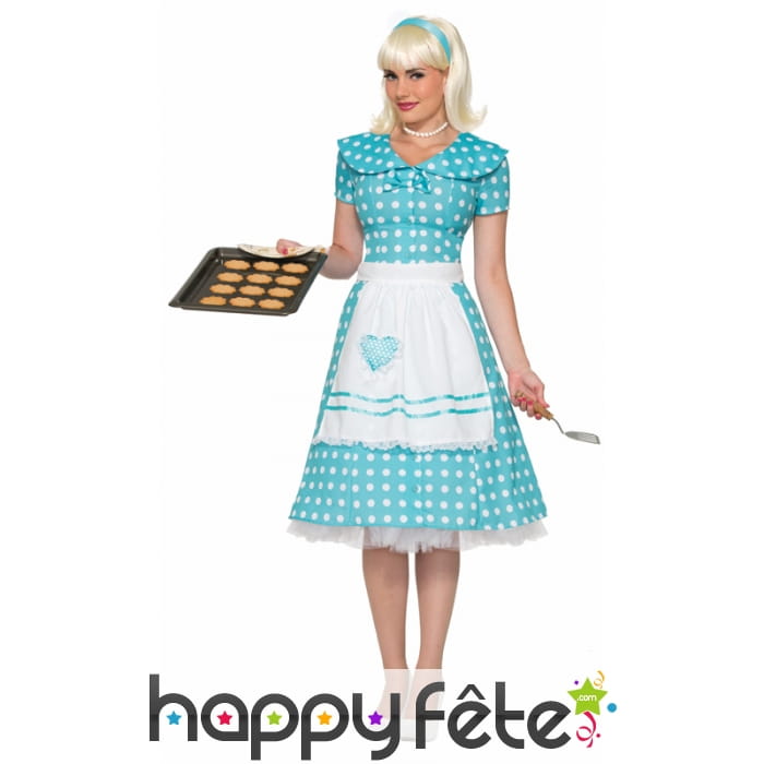 Robe tablier femme au foyer des années 50