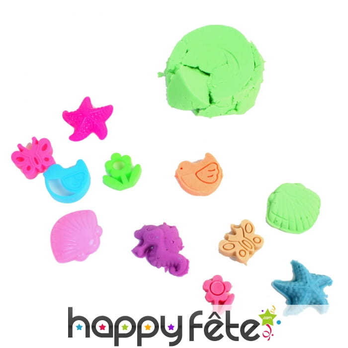 Set de 8 moules pour le sable