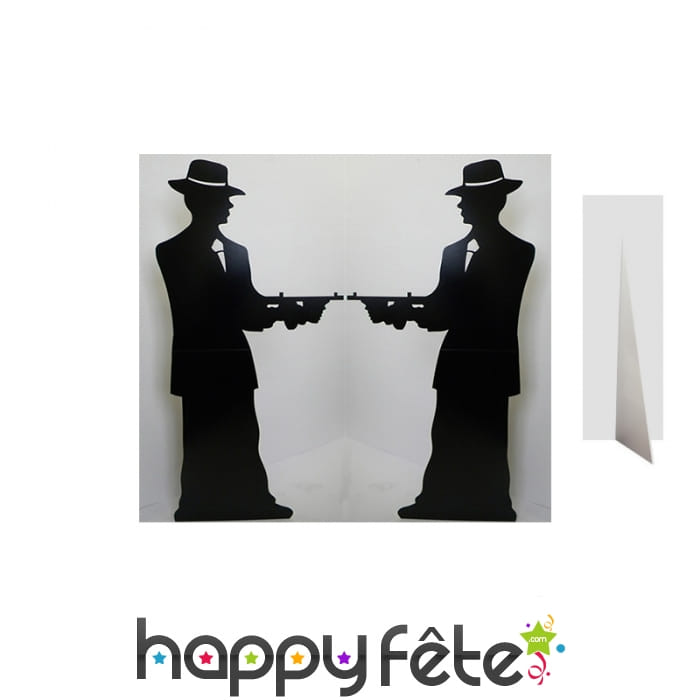 Silhouette de gangsters en face à face