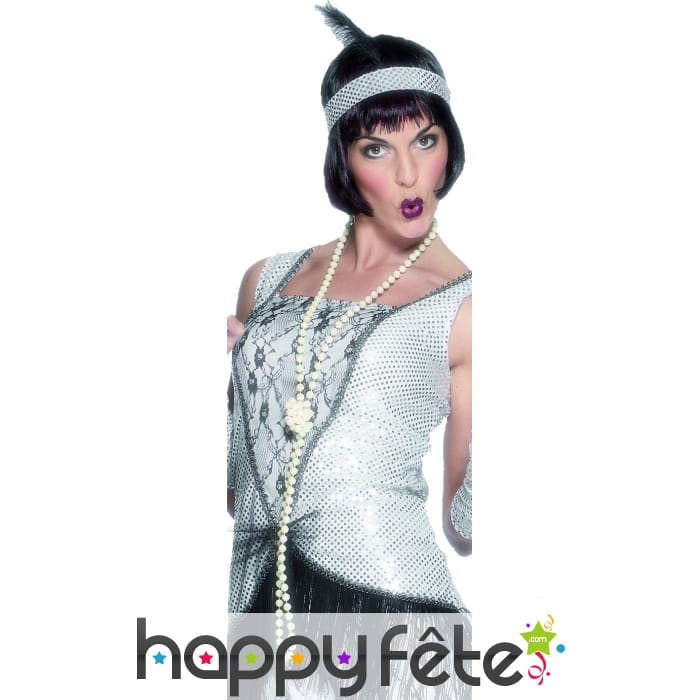 Sautoir de perles blanches nacrées