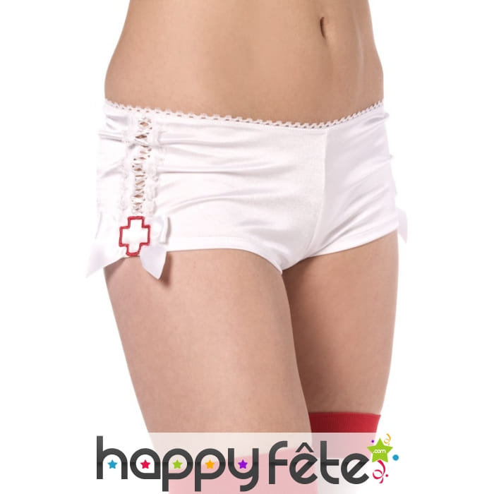 Shorty infirmière sexy