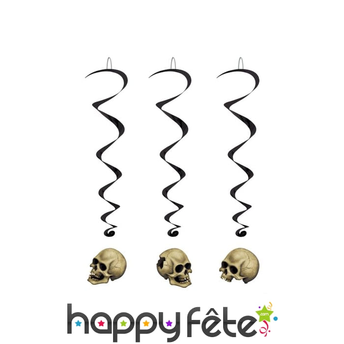 Suspension têtes de mort