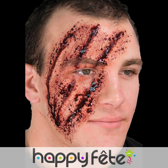 Triple coup de griffes en latex