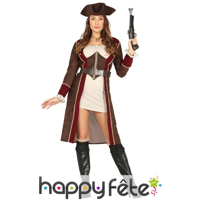 Tenue courte et glamour de Corsaire femme