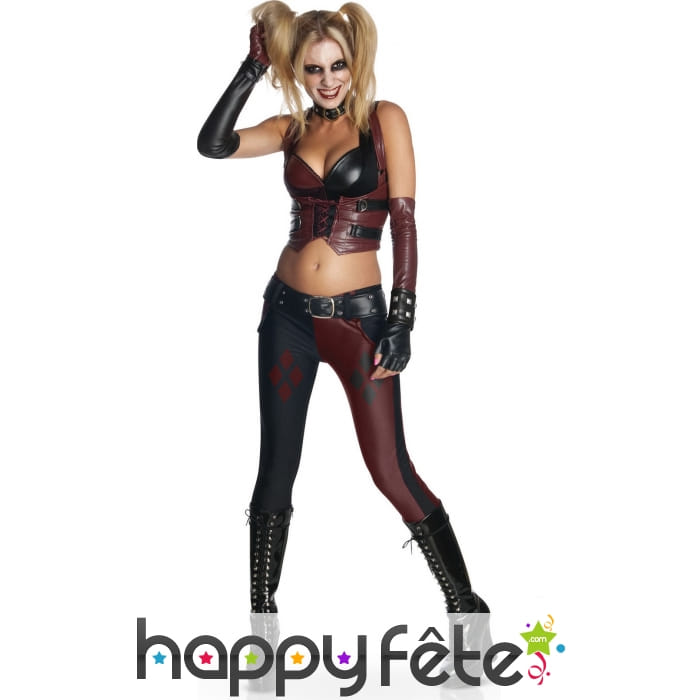Tenue de Harley Quinn, Batman Arkham City