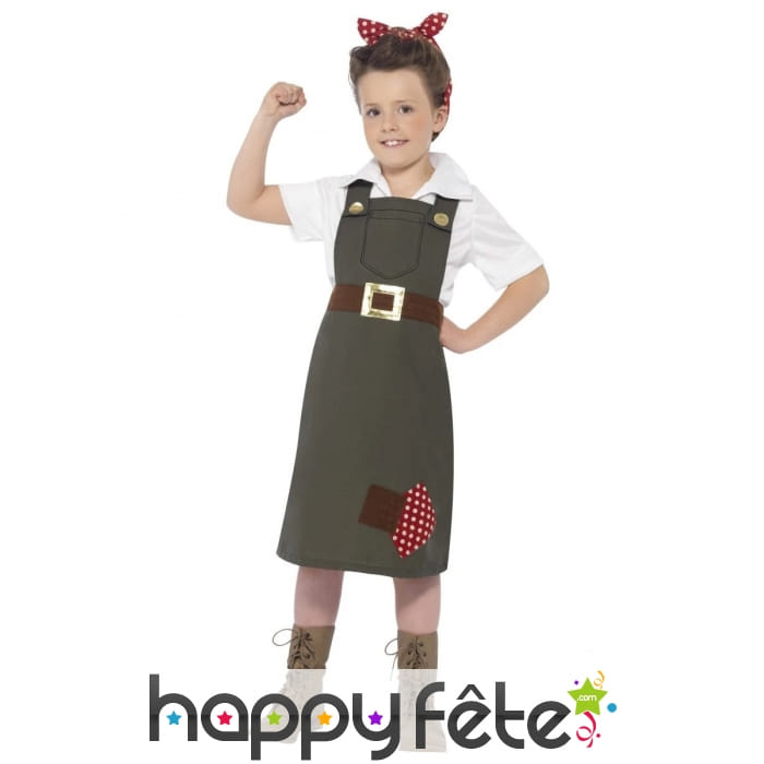 Tenue historique de petite paysanne 40-45