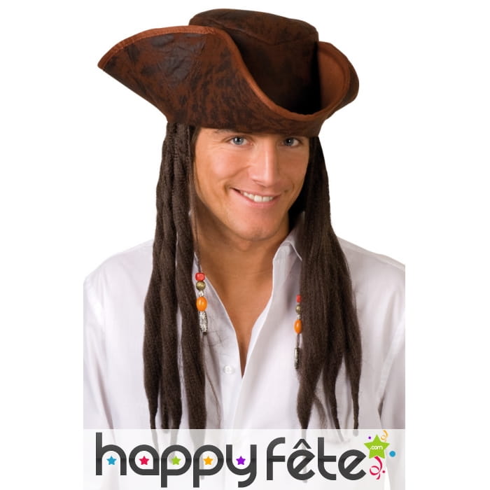 Tricorne marron avec longs cheveux de pirate