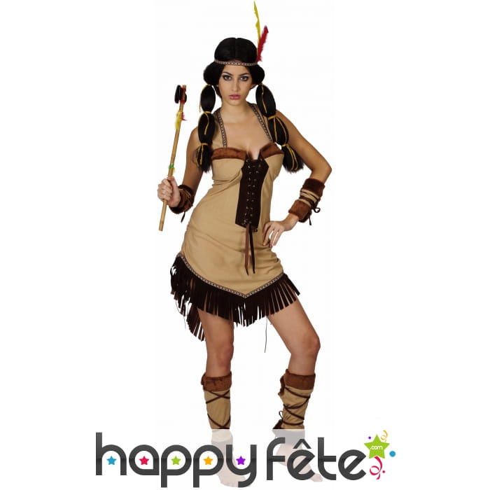 Tenue marron d'indienne, robe courte