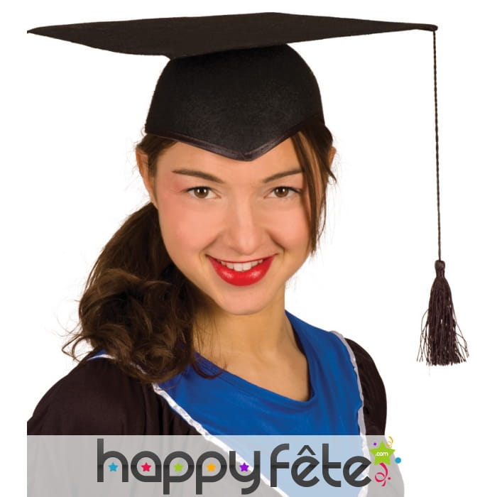 Toque noire d'étudiant