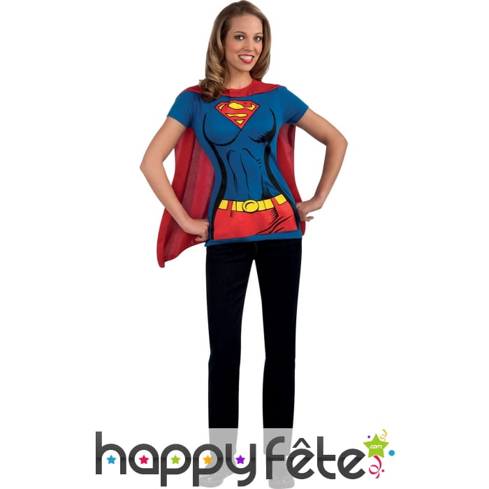 T-shirt de supergirl avec cape