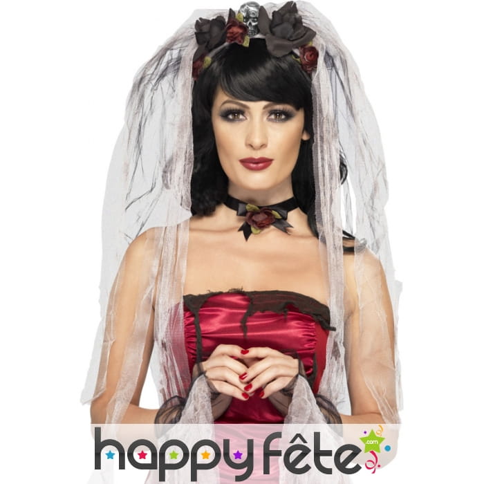 Voile et gants de mariée gothique