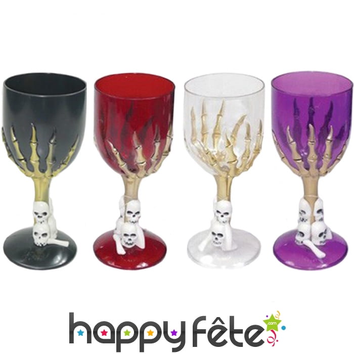 Verre gothique pied main squelette