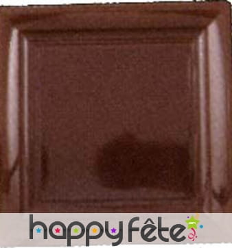 12 assiettes carrées marron chocolat en plastique