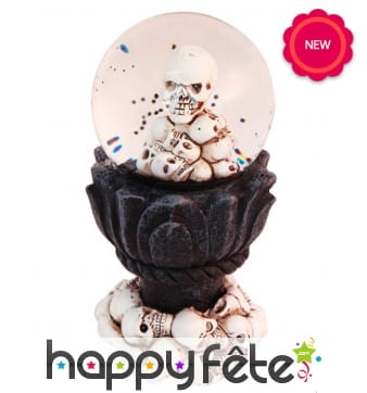 Boule à neige contenant des crânes, 14cm