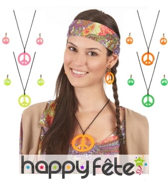 Boucles d'oreilles et collier peace and love rose