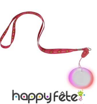 Collier avec pendentif lumineux et sonore