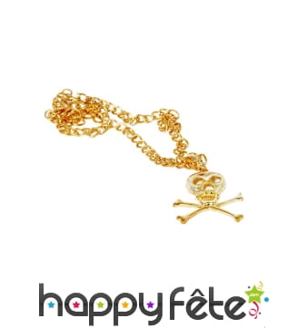 Collier doré avec pendentif tête de mort