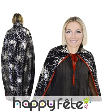 Cape décorée d'araignées argentées