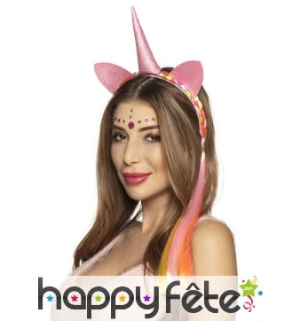 Corne et oreilles de licorne rose sur serre-tête