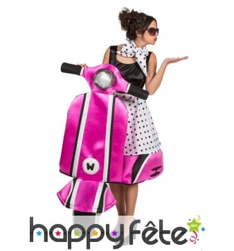 Costume en vespa rose pour femme