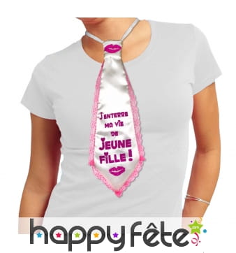Cravate j'enterre ma vie de jeune fille
