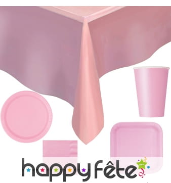 Décorations rose claires d'anniversaire