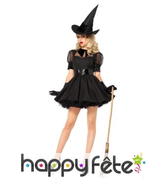 Elégante robe courte noire de sorcière