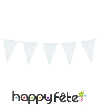 Guirlande de grands pavillons blancs