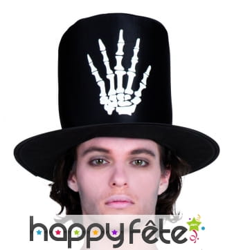 Haut chapeau haut de forme avec main squelette