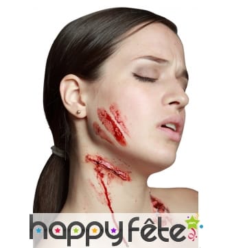 Large entaille en latex