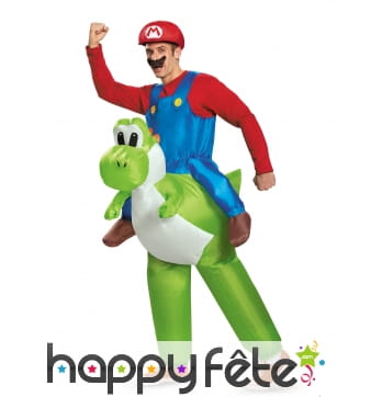 Mario à dos de Yoshi gonflable