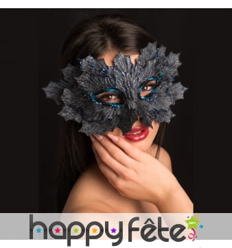 Masque grande feuille recouvert d'éclats bleus