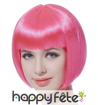 Perruque carré bob court rose à frange droite