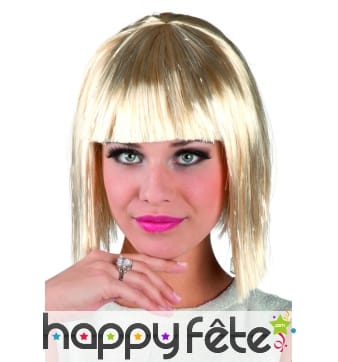 Perruque carré court blonde argenté avec frange