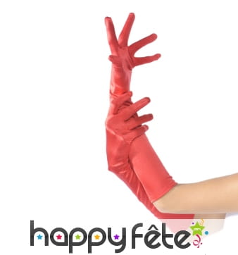 Paire de longs gants rouges élastiques satinés