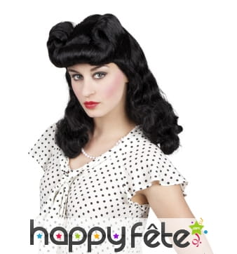 Perruque noire ondulée avec montage années 50