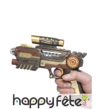 Pistolet or steampunk